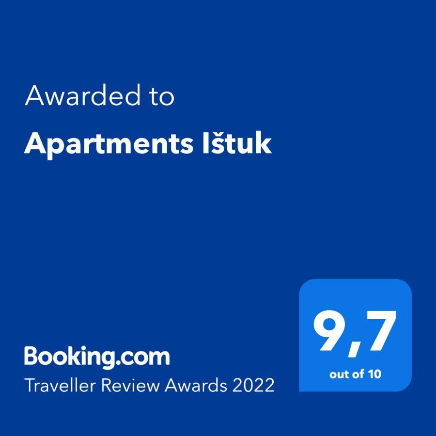 Apartments Istuk Vir Exteriör bild