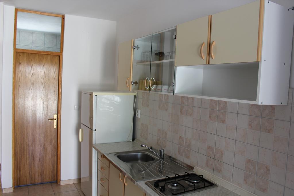 Apartments Istuk Vir Rum bild